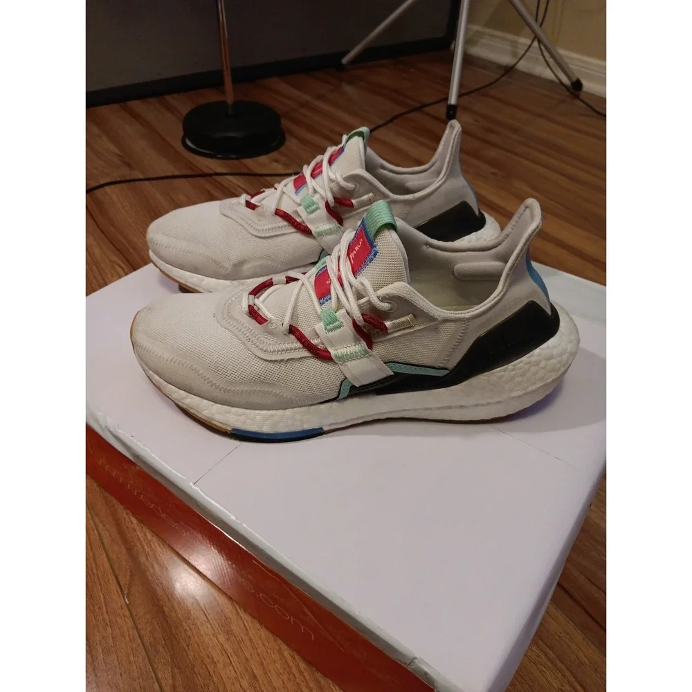 adidas ultraboost 22